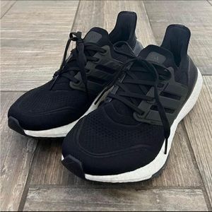 Womens Adidas Ultraboost Sneakers